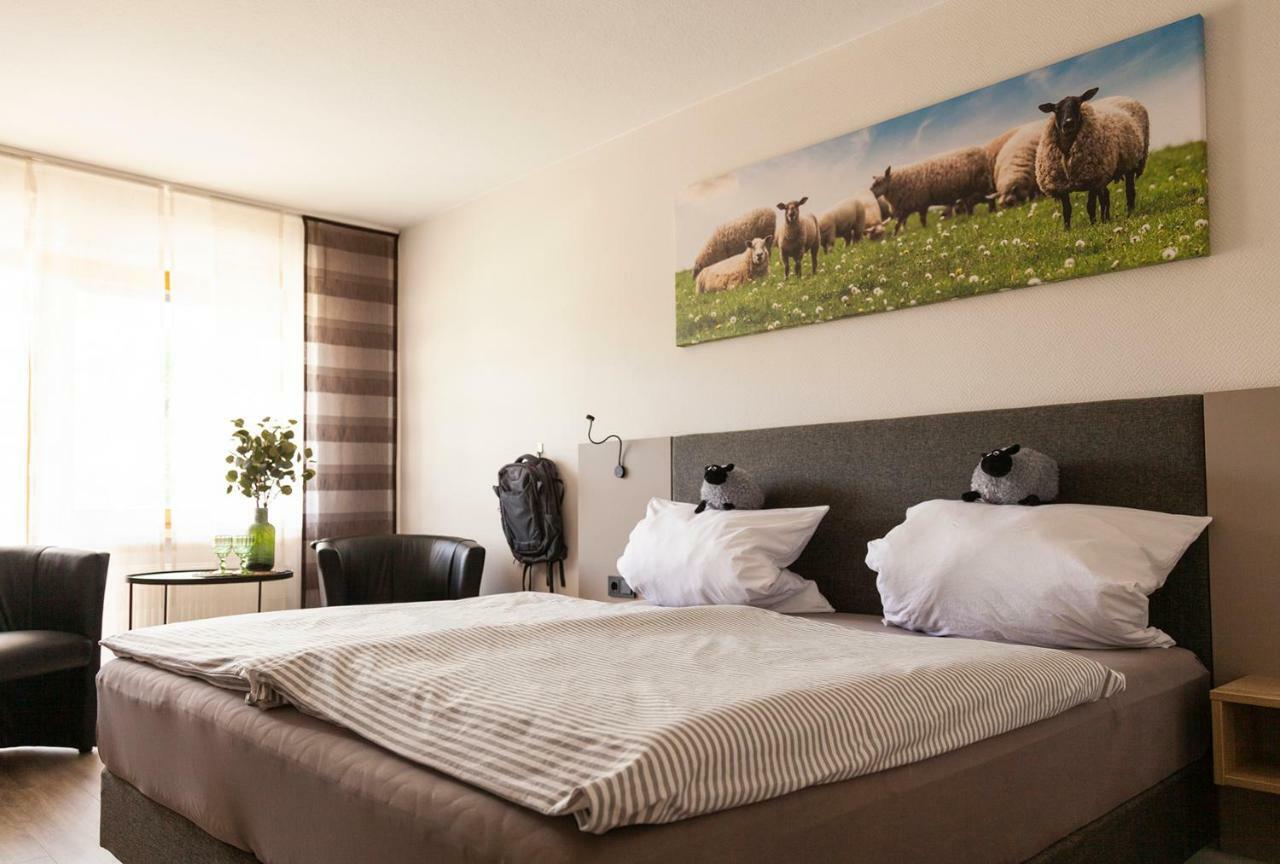 Haus Mannertal Hotel Binscheid Bagian luar foto